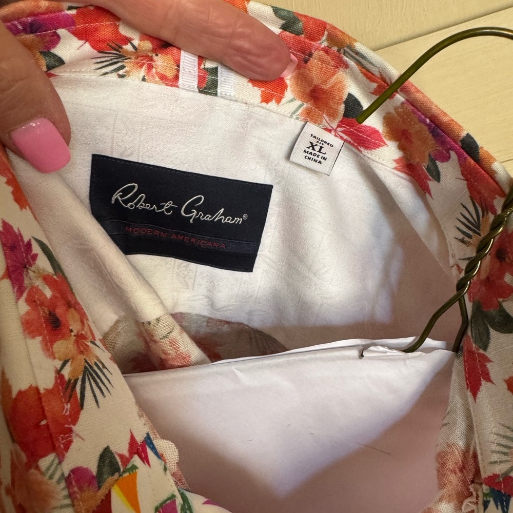 Robert Graham shirt size XL TAILORED FIT
